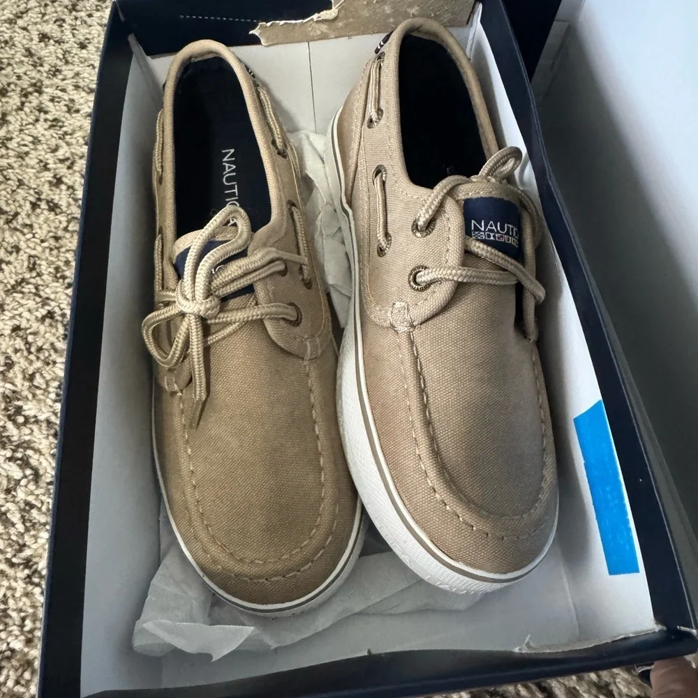 Nautica classic boat